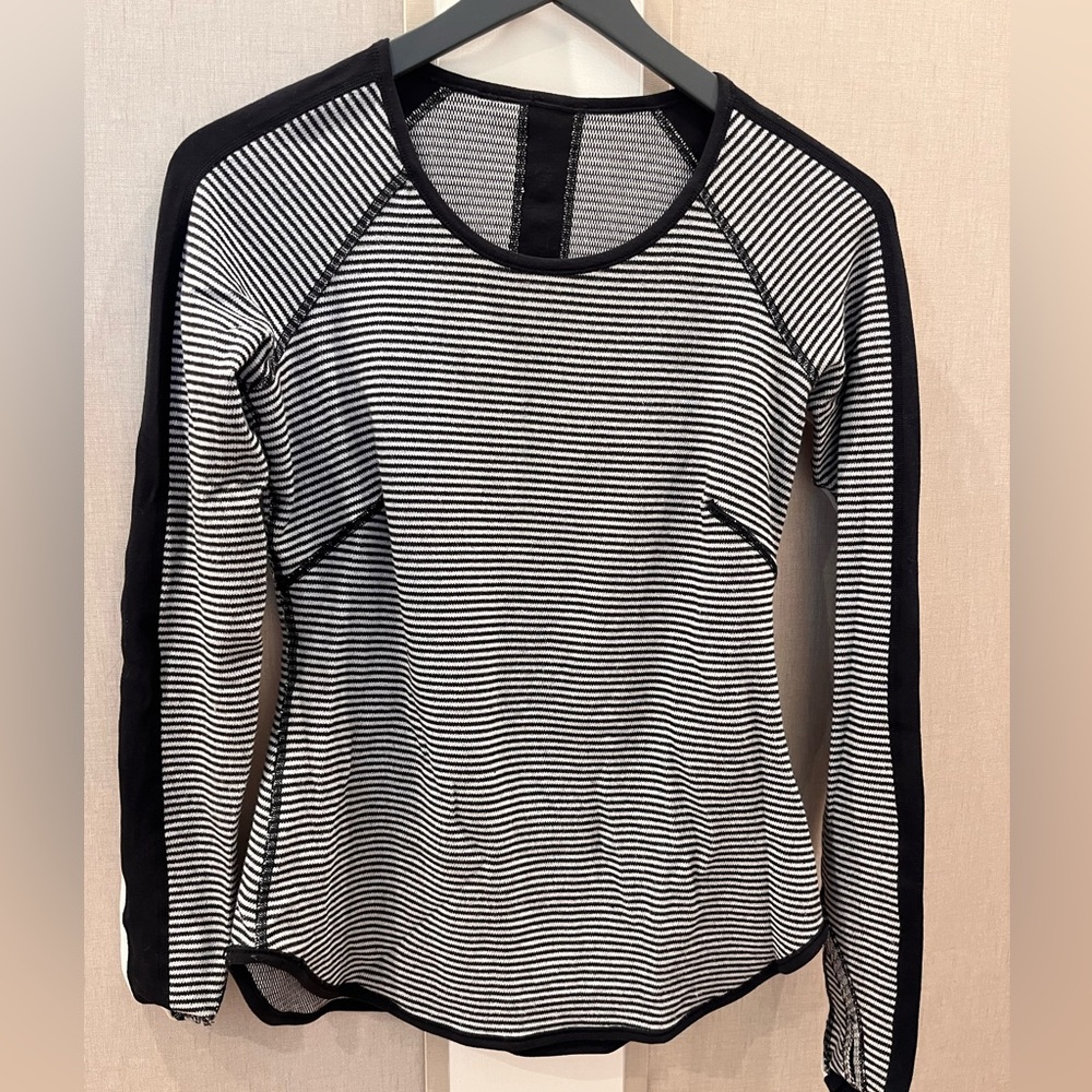 Lulu lemon size S great top ! original